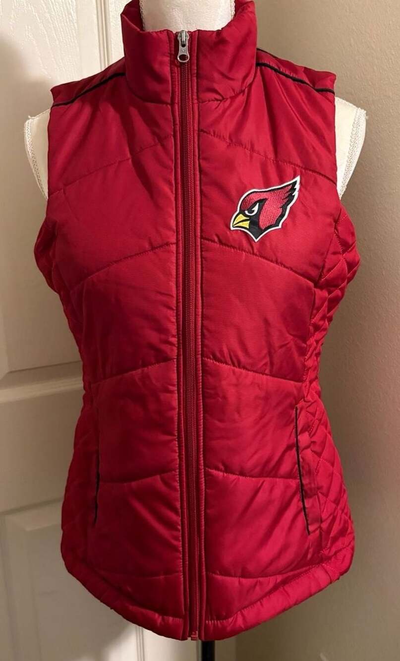 Sharp! Arizona Cardinals NFL Women's Quilted Full-Zip Puffer Vest